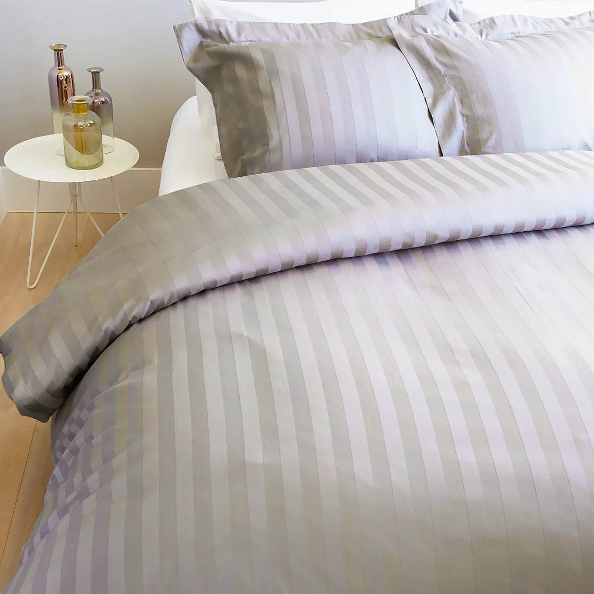 Housse parure de lit coton satiné 300 fils 4 pièces - À rayures